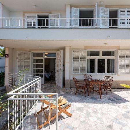 ברודאריצה Villa Adriatica מראה חיצוני תמונה