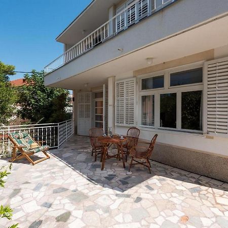 ברודאריצה Villa Adriatica מראה חיצוני תמונה