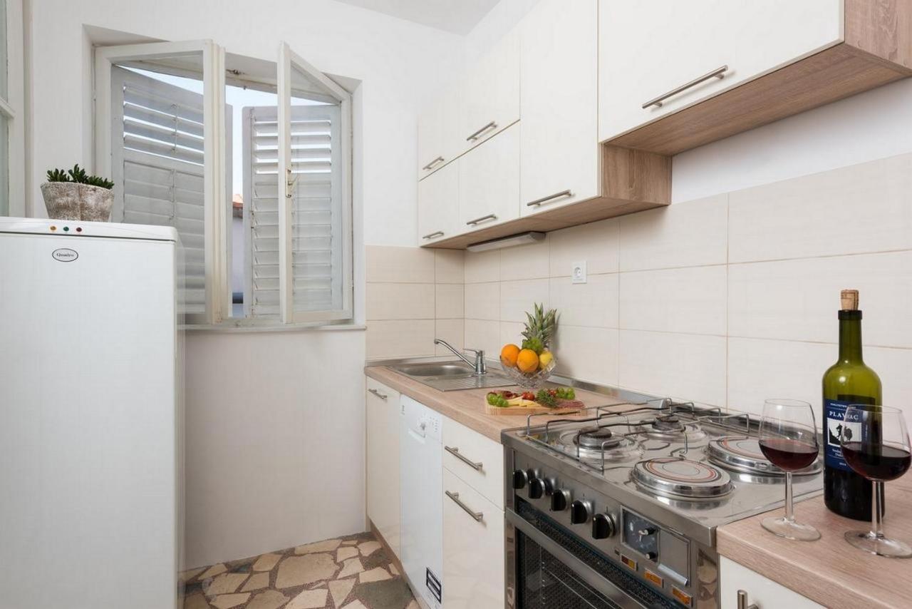 ברודאריצה Villa Adriatica מראה חיצוני תמונה