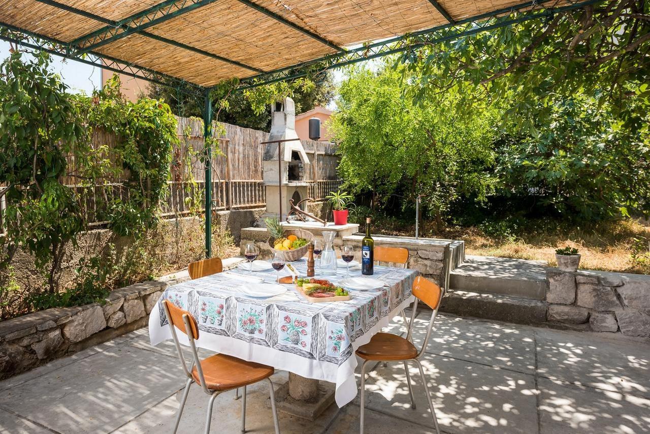 ברודאריצה Villa Adriatica מראה חיצוני תמונה